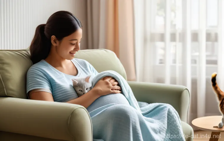 고양이와 아기 함께 키우기 - **Prompt:** A pregnant woman, dressed in a comfortable and modest tunic and leggings, is sitting on ...